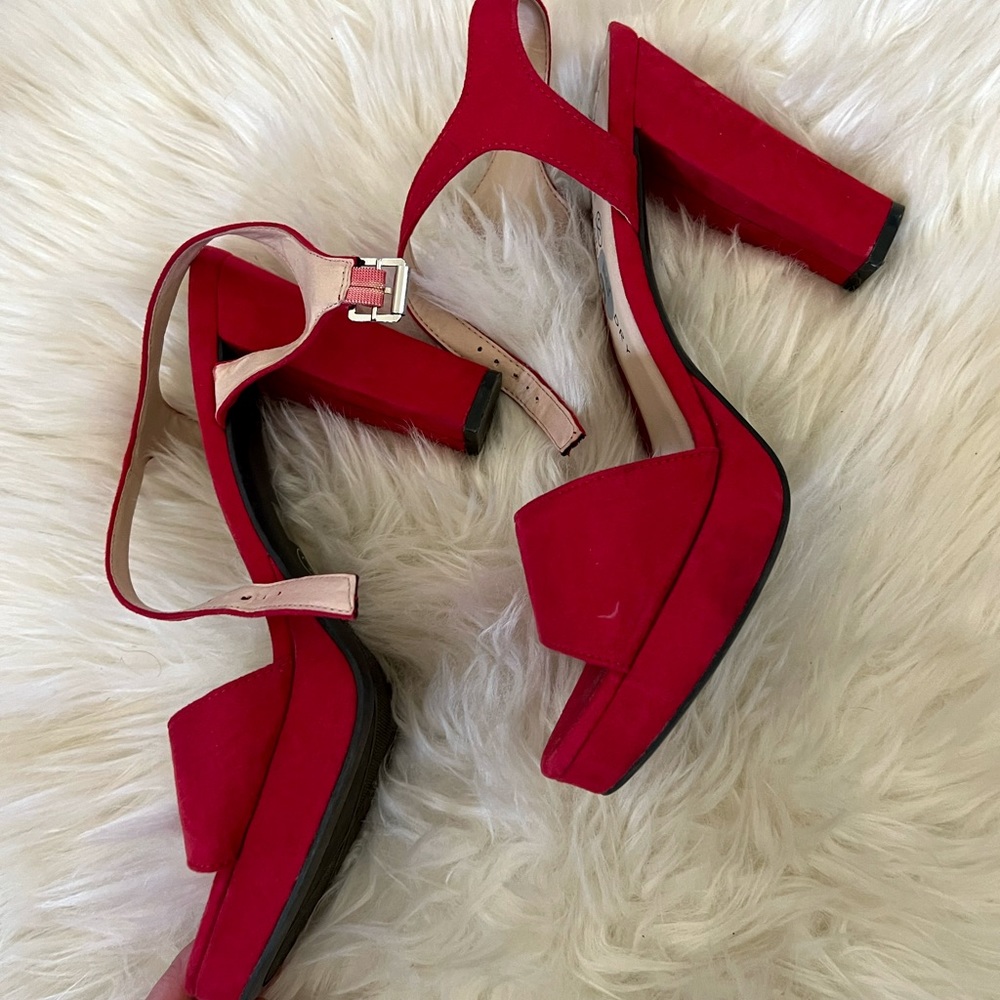 Red Velvet Heels Size 9.5 (BOGO 50%)